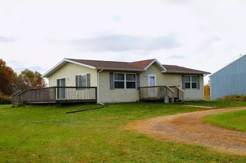 w11229 Mc Lean Road, Bruce, WI 54819