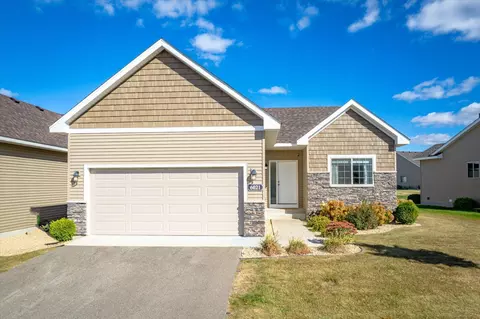 6021 Iris Ln, Rockford, MN 55373
