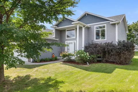 9009 Nevada Cir N, Brooklyn Park, MN 55445