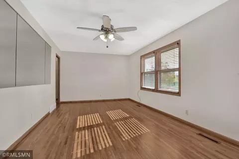 2147 Jessamine Ave E, Saint Paul, MN 55119 photo 8