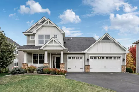 8815 Aspen Cir, Victoria, MN 55386