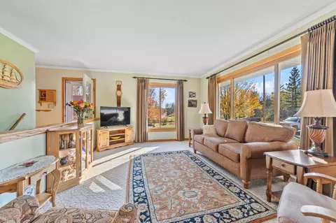 4860 Ugstad Rd, Duluth, MN 55811 photo 2