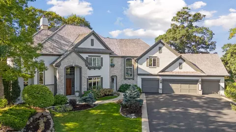 13827 Wood Ln, Minnetonka, MN 55305