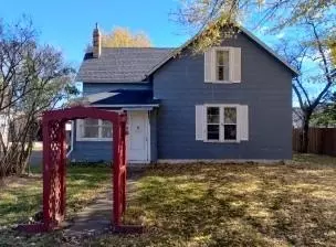 118 Wood St S, Mora, MN 55051