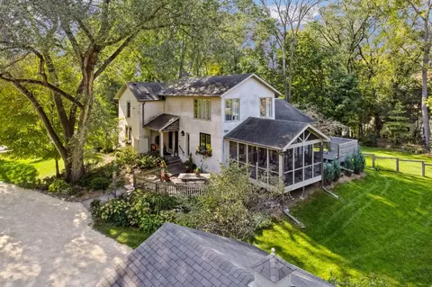 14710 Mcginty Rd W, Wayzata, MN 55391