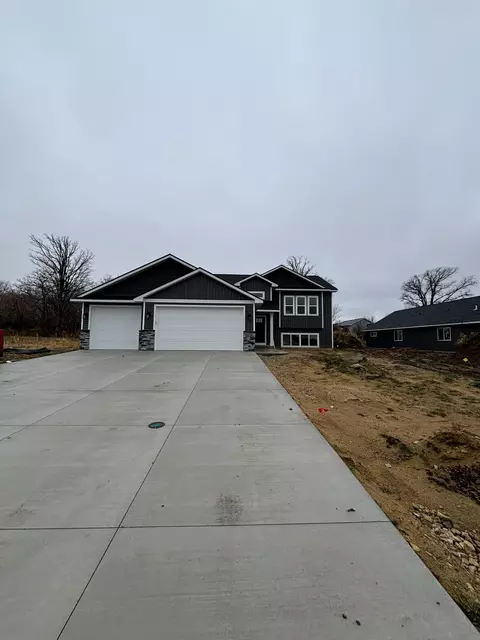 1628 Mallard Ave, Baldwin, WI 54002