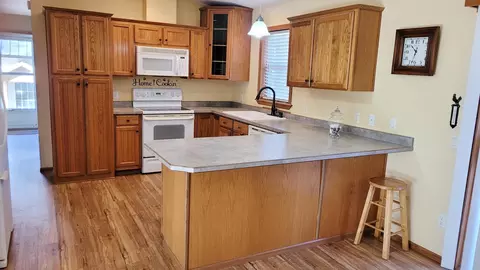 897 Roosevelt Ave, Pine River, MN 56474 photo 3