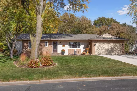 3845 Palisade Way, Eagan, MN 55122