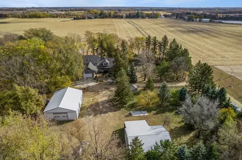 6306 152nd St, Carver, MN 55315