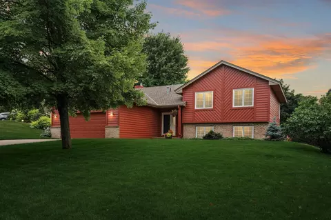 3309 Sunset Lake Dr, Burnsville, MN 55337