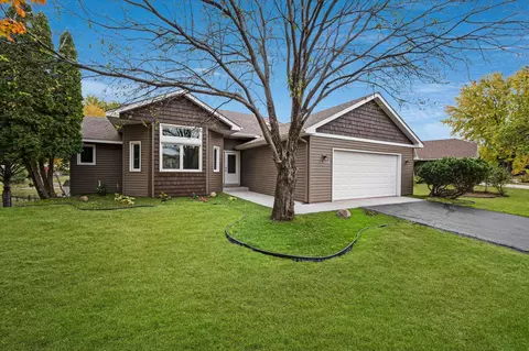 9124 Woodhall Xing N, Brooklyn Park, MN 55443