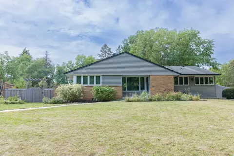 1870 Hampshire Ave, Saint Paul, MN 55116