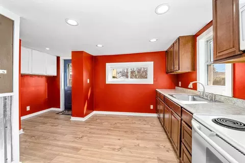 624 E 7th St, Duluth, MN 55805 photo 10