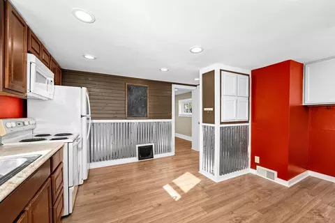 624 E 7th St, Duluth, MN 55805 photo 9