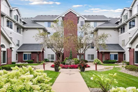 7500 Edinborough Way #3115, Edina, MN 55435