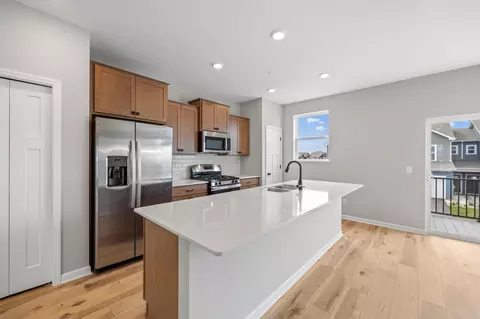 6710 Wildflower Way, Minnetrista, MN 55331