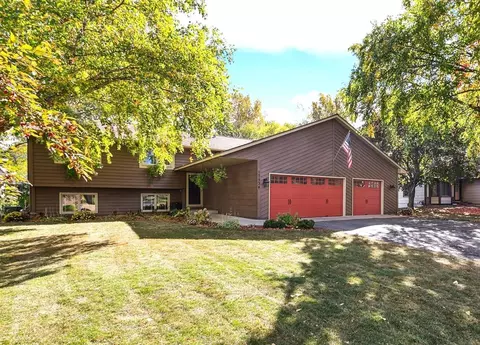 17534 Iceland Trl, Lakeville, MN 55044