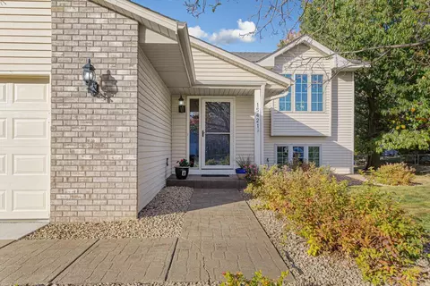 15421 Darling Path, Rosemount, MN 55068 photo 3