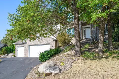 3651 Woodland Trl, Eagan, MN 55123