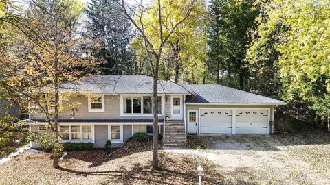 115 N 9th St, River Falls, WI 54022