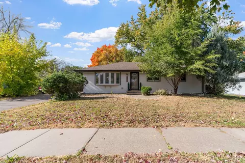 5833 Boone Ave N, New Hope, MN 55428