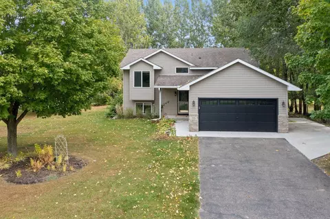 1324 Cedar Dr S, Cambridge, MN 55008