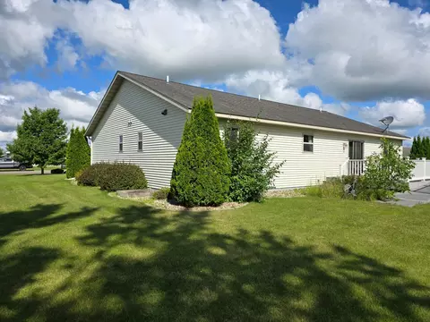 Exterior - 821 7th Ave SW, Perham, MN 56573 photo 2 of 3
