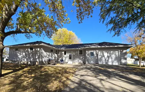321 S Clonmel St, Clontarf, MN 56226
