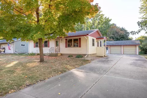 317 Blace Ave, Eagle Lake, MN 56024