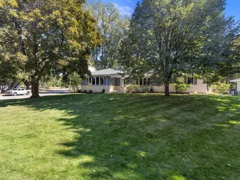 8801 Beard Ave S, Bloomington, MN 55431