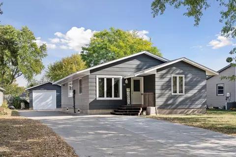152 5th Ave SE, Saint Joseph, MN 56374