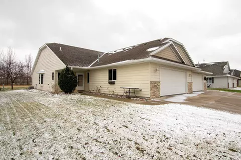224 Ottawa Ave SE, Hutchinson, MN 55350