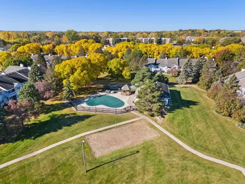 3572 Blue Jay Way #207, Eagan, MN 55123 photo 6