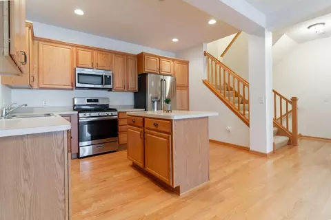 4333 Victor Path #7, Hugo, MN 55038