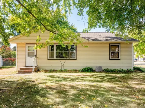 7319 Dawn Ave, Inver Grove Heights, MN 55076