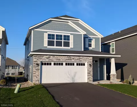 6804 101st St S, Cottage Grove, MN 55016