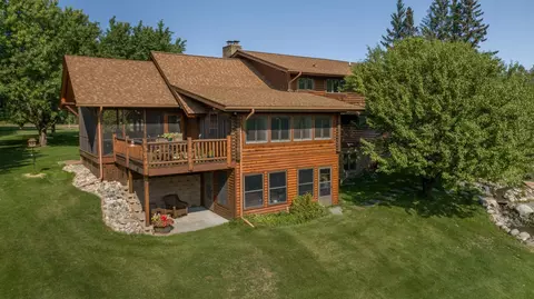 20266 Windhill Dr, Bemidji, MN 56601