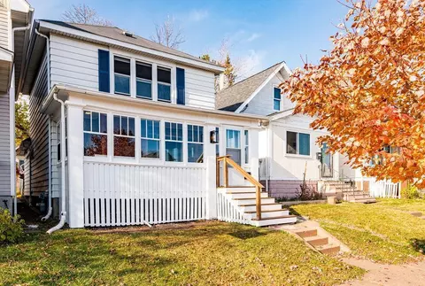 1115 E 9th St, Duluth, MN 55805 photo 3