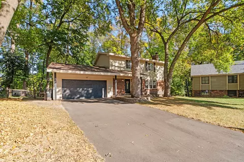 6810 Balsam Ln N, Maple Grove, MN 55369