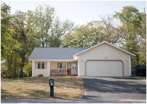 2501 Tranquility Dr, Saint Cloud, MN 56301