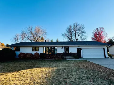 3218 29th St, Slayton, MN 56172