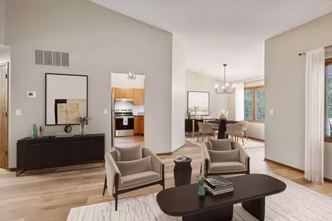 3563 Blue Jay Way #203, Eagan, MN 55123