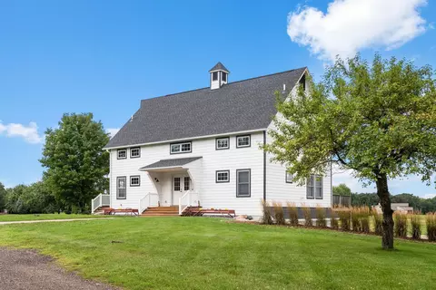 19030 Highline Dr, Big Lake, MN 55309