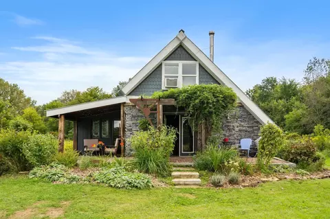 n6420 750th Street, Beldenville, WI 54003