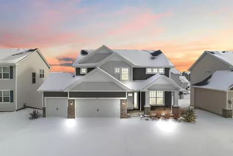 9838 Glacial Valley Alcove, Woodbury, MN 55129