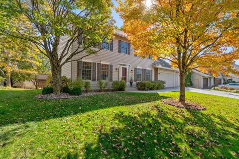 3616 Tanglewood Ct, Eagan, MN 55123