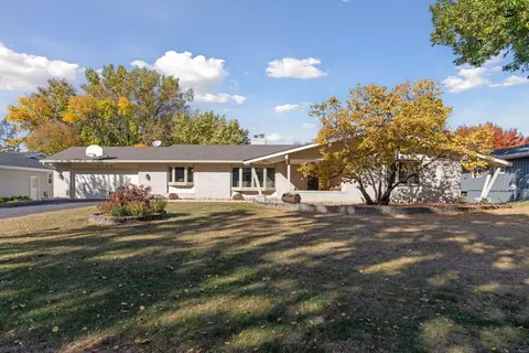 6148 Arctic Way, Edina, MN 55436