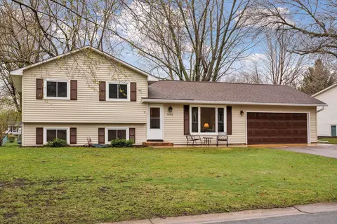 9793 102nd Ave N, Maple Grove, MN 55369