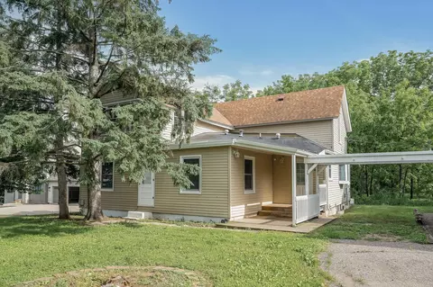 5565 Eastview Ave, Mound, MN 55364