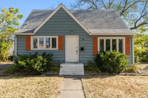 11 18th Ave S, Hopkins, MN 55343